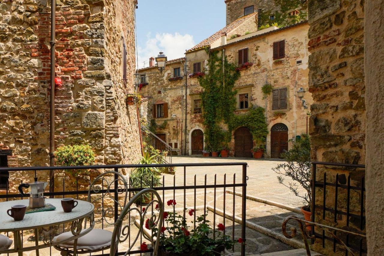 Inn Piazza In Montemerano, The Heart Of Tuscany Экстерьер фото